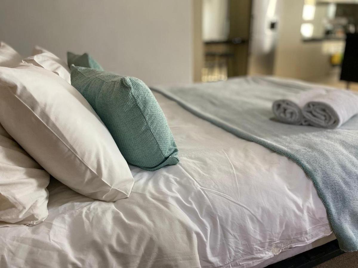 The Franklin Luxury Apartments ヨハネスブルグ エクステリア 写真