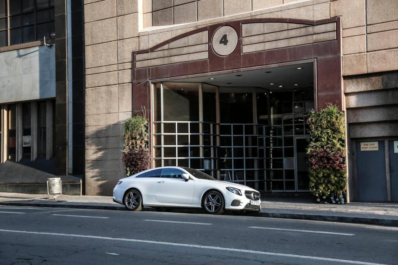 The Franklin Luxury Apartments ヨハネスブルグ エクステリア 写真